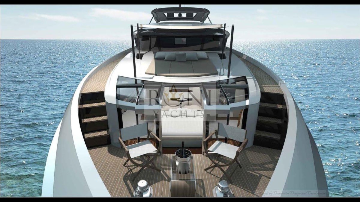 Гиперяхта XSENOX