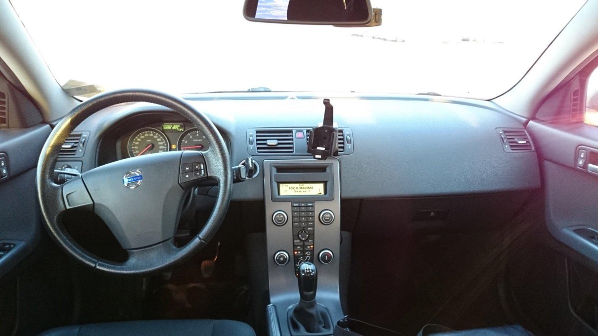 Volvo s40 2007 салон