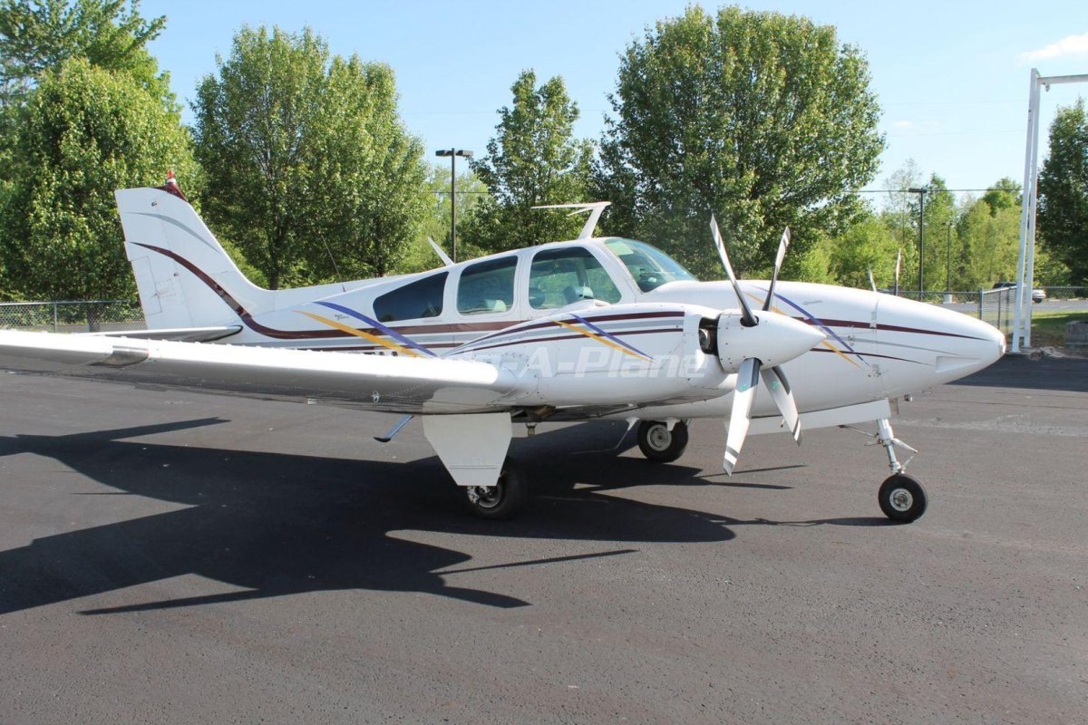 Beechcraft 55 Baron