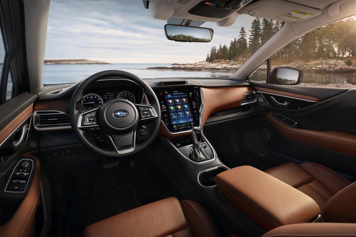 Субару Аутбек 2021