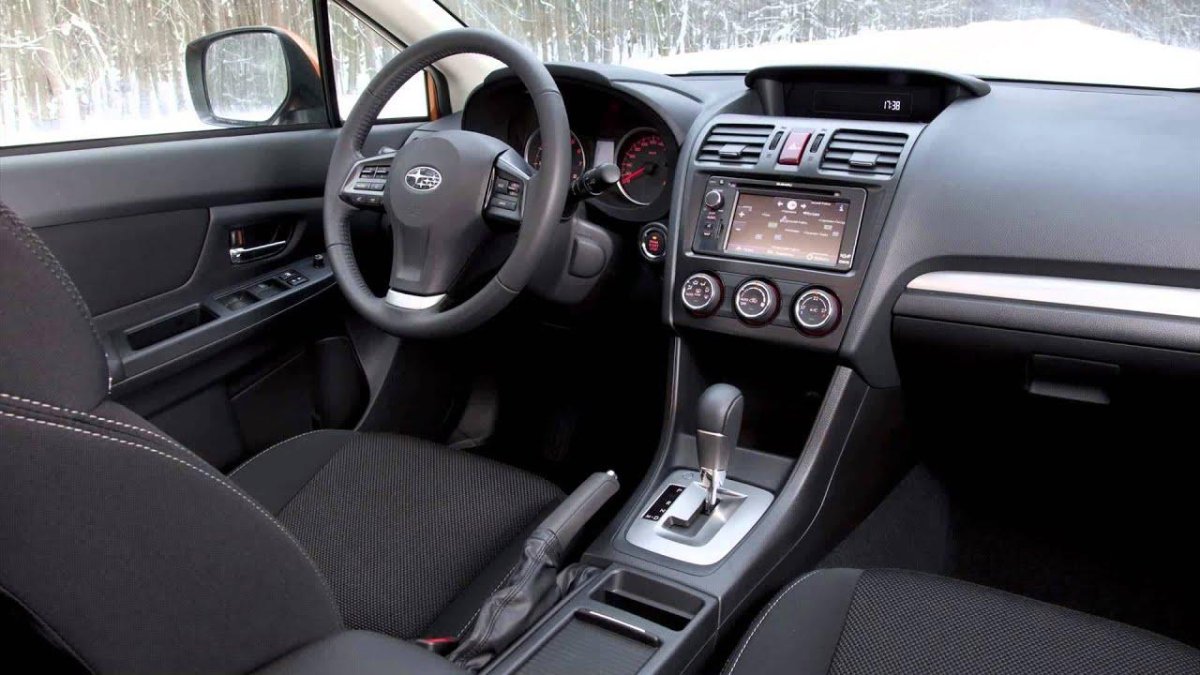 Subaru XV салон