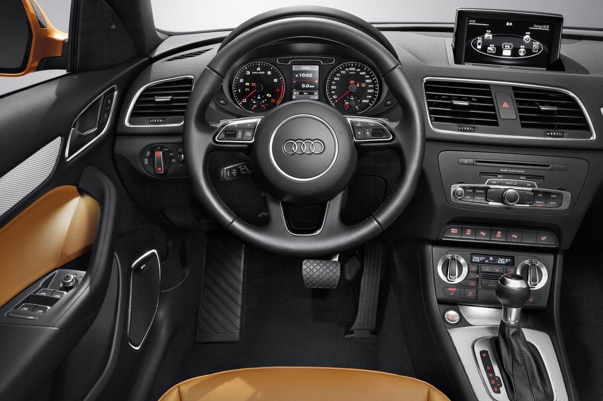 Ауди q3 2021 салон