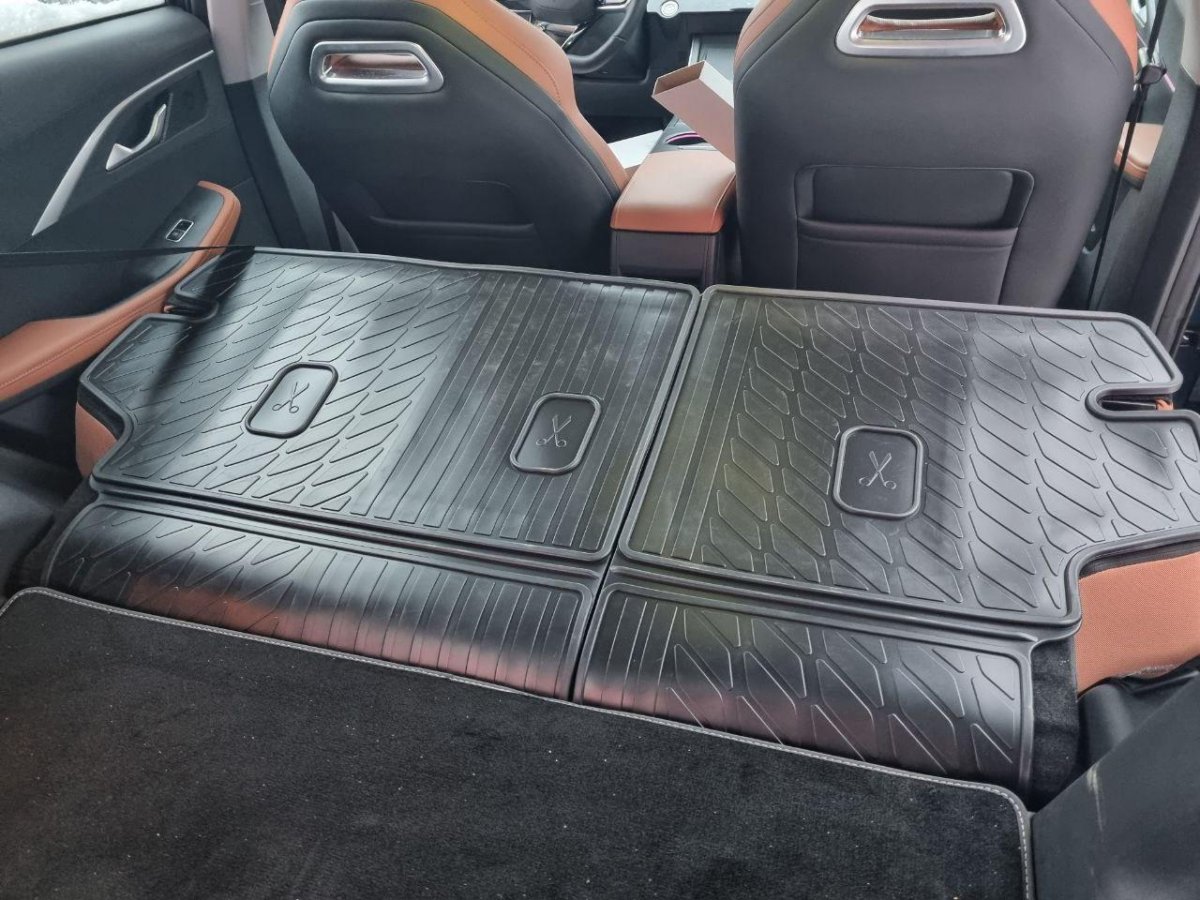 Коврики Omoda c5