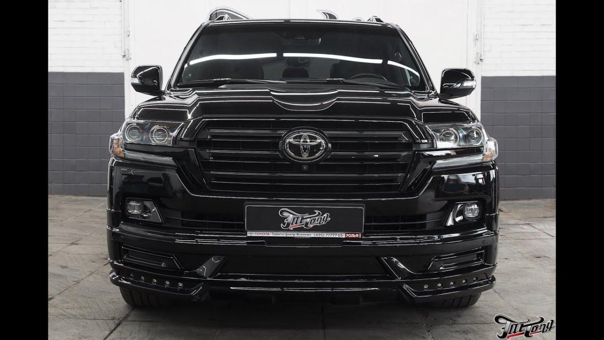 Toyota Land Cruiser 200 Wald