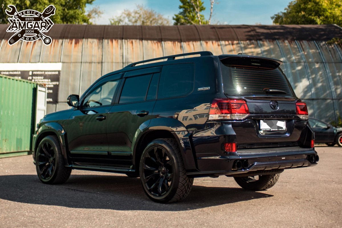 Toyota Land Cruiser TLC 200