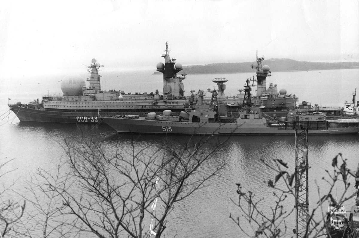 Корабль Адмирал Захаров