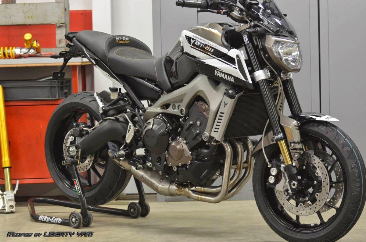Yamaha MT-09 Custom