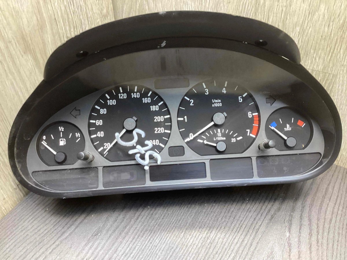 Приборка BMW e46