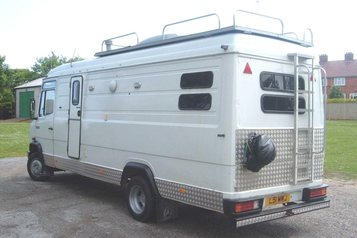 Мерседес 609 автодом