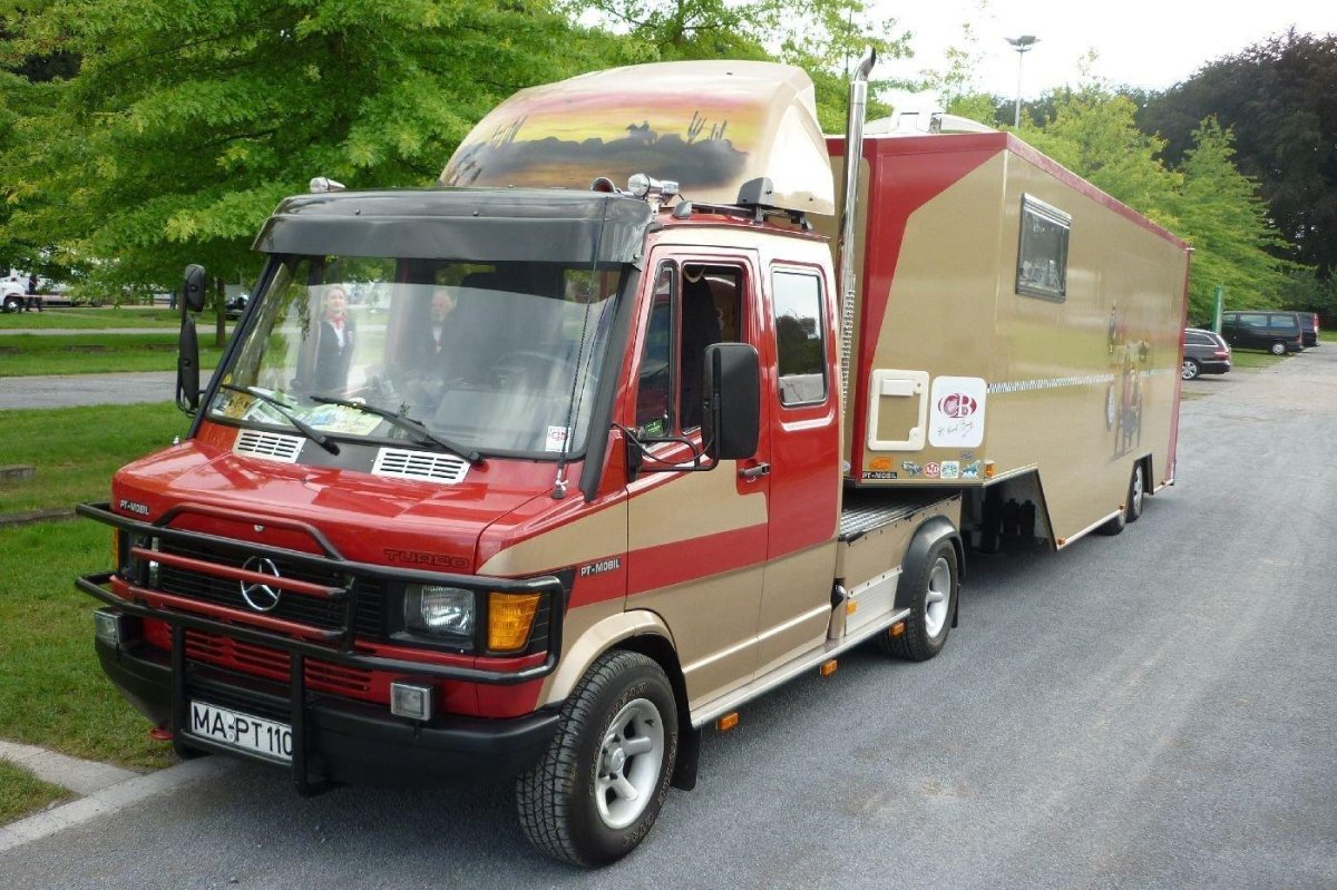 Мерседес-Бенц т1 207