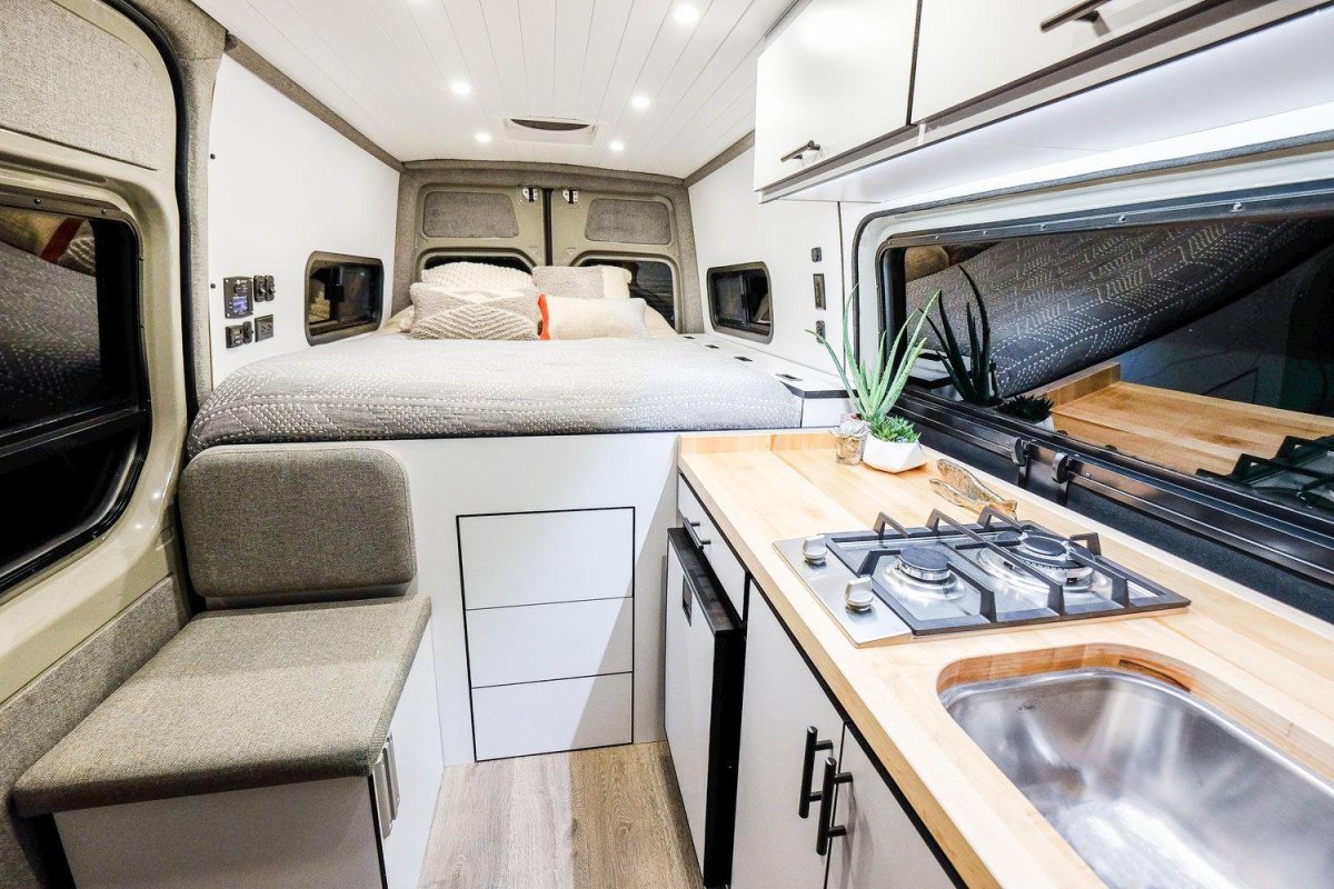 Mercedes Sprinter Camper van