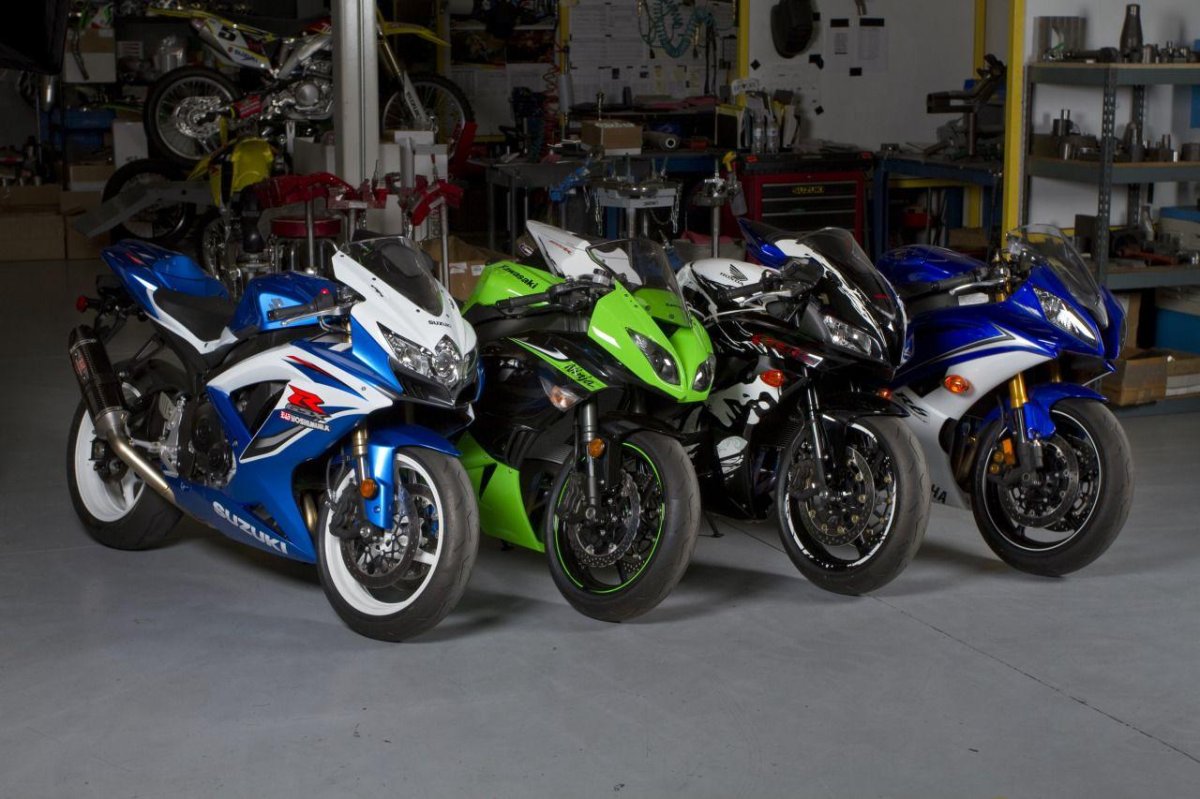 Спортивный мотоцикл