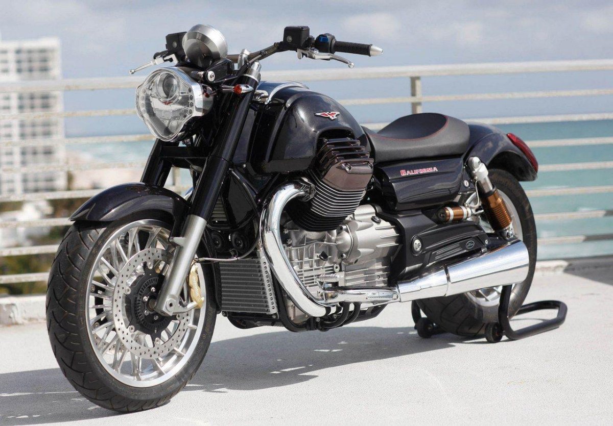 Moto Guzzi California 1400