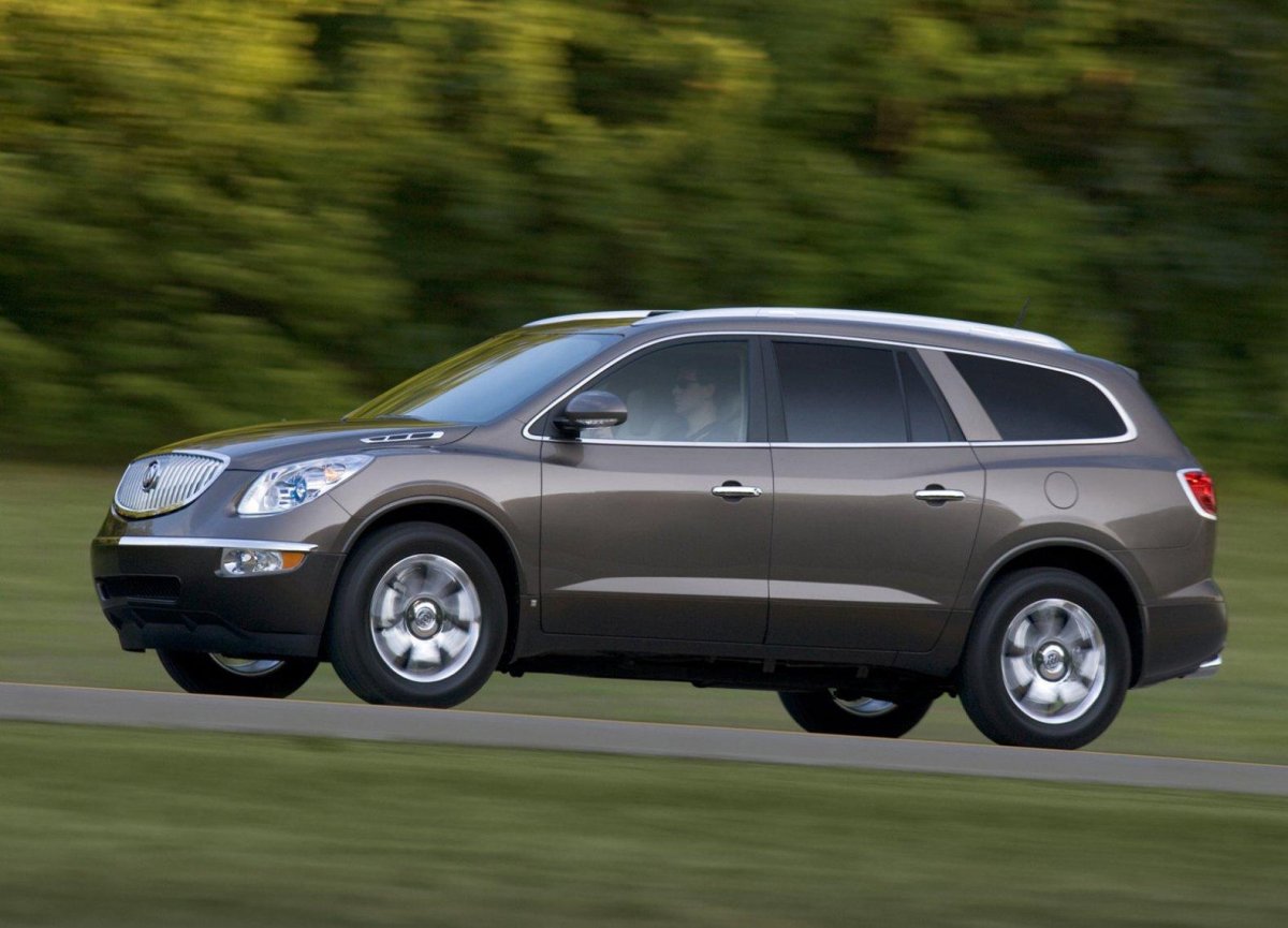 Машина Buick Enclave