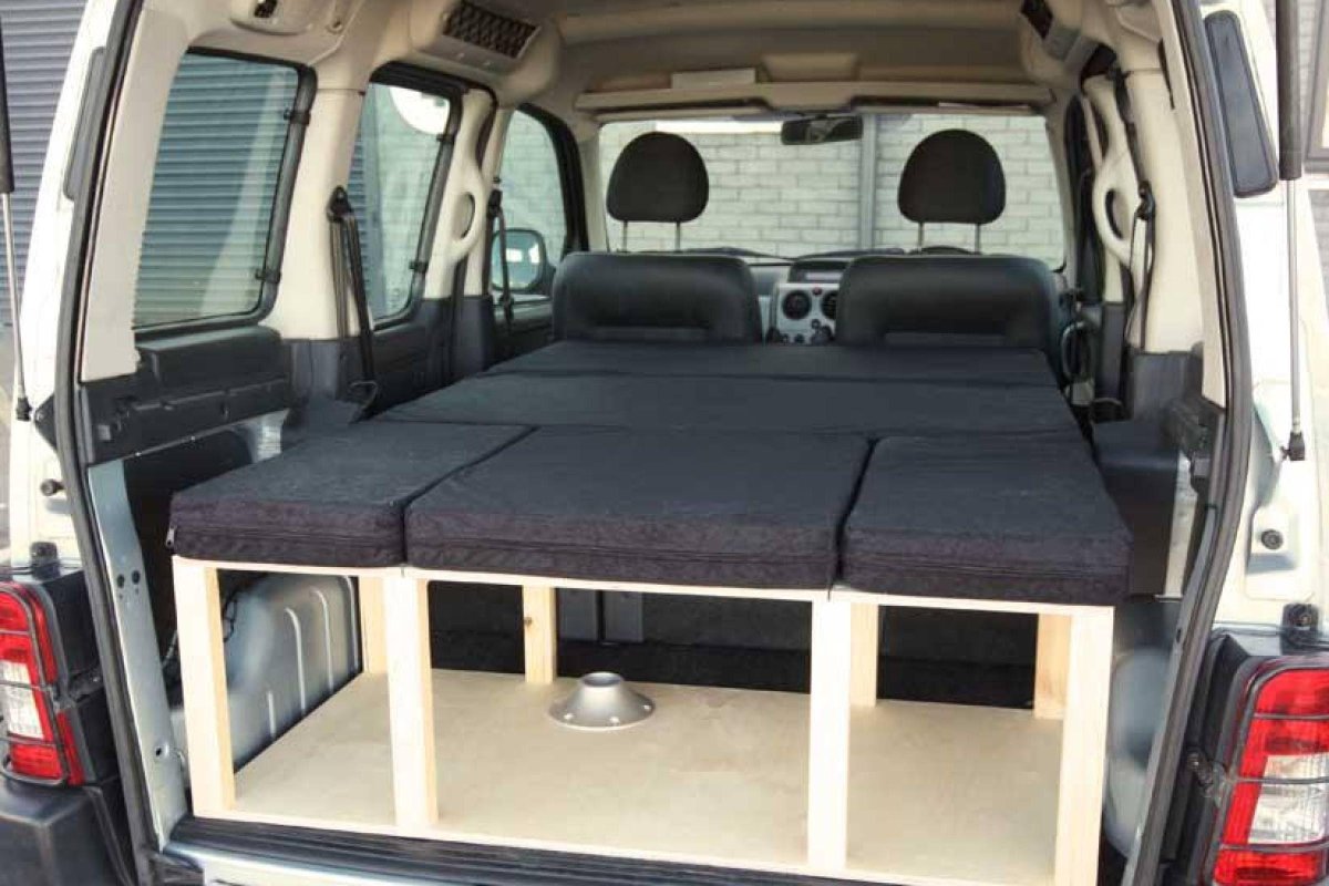 Пежо партнер кемпер