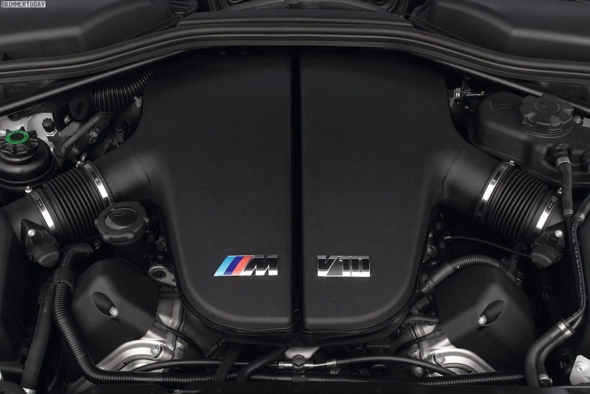 V10 BMW m5 мотор