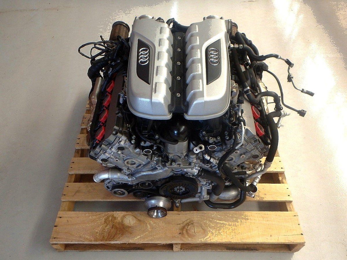 Ауди 5.2 v10 мотор