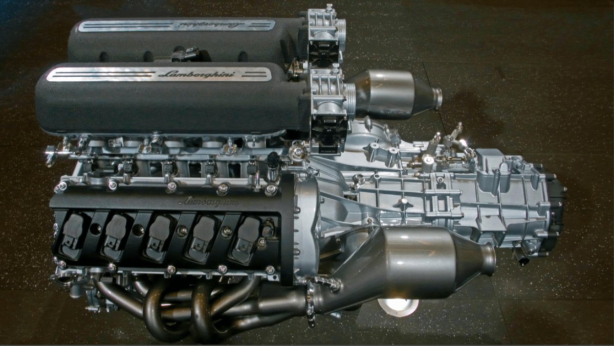 V10 Lamborghini