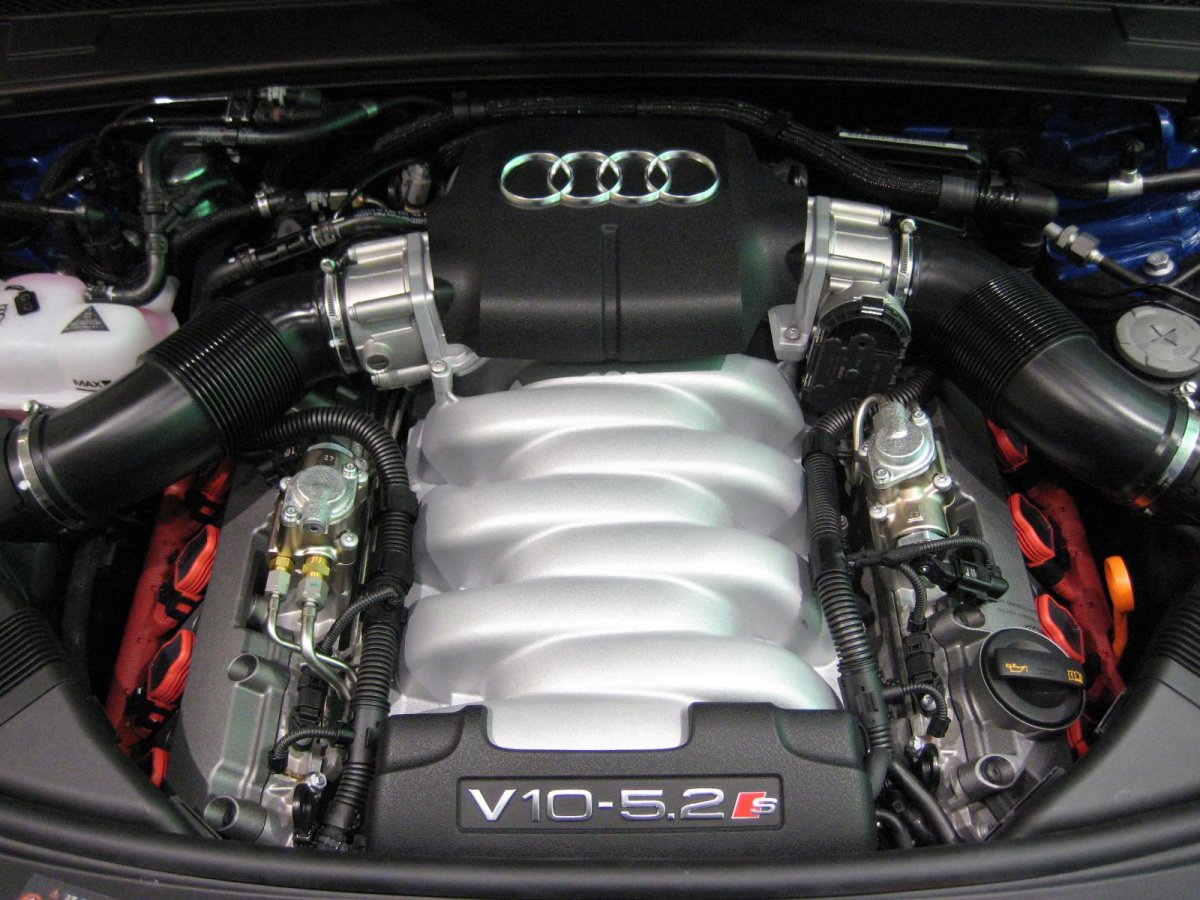 Audi s4 2006 v8 4.2