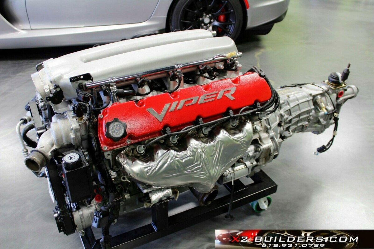 Dodge Viper v12