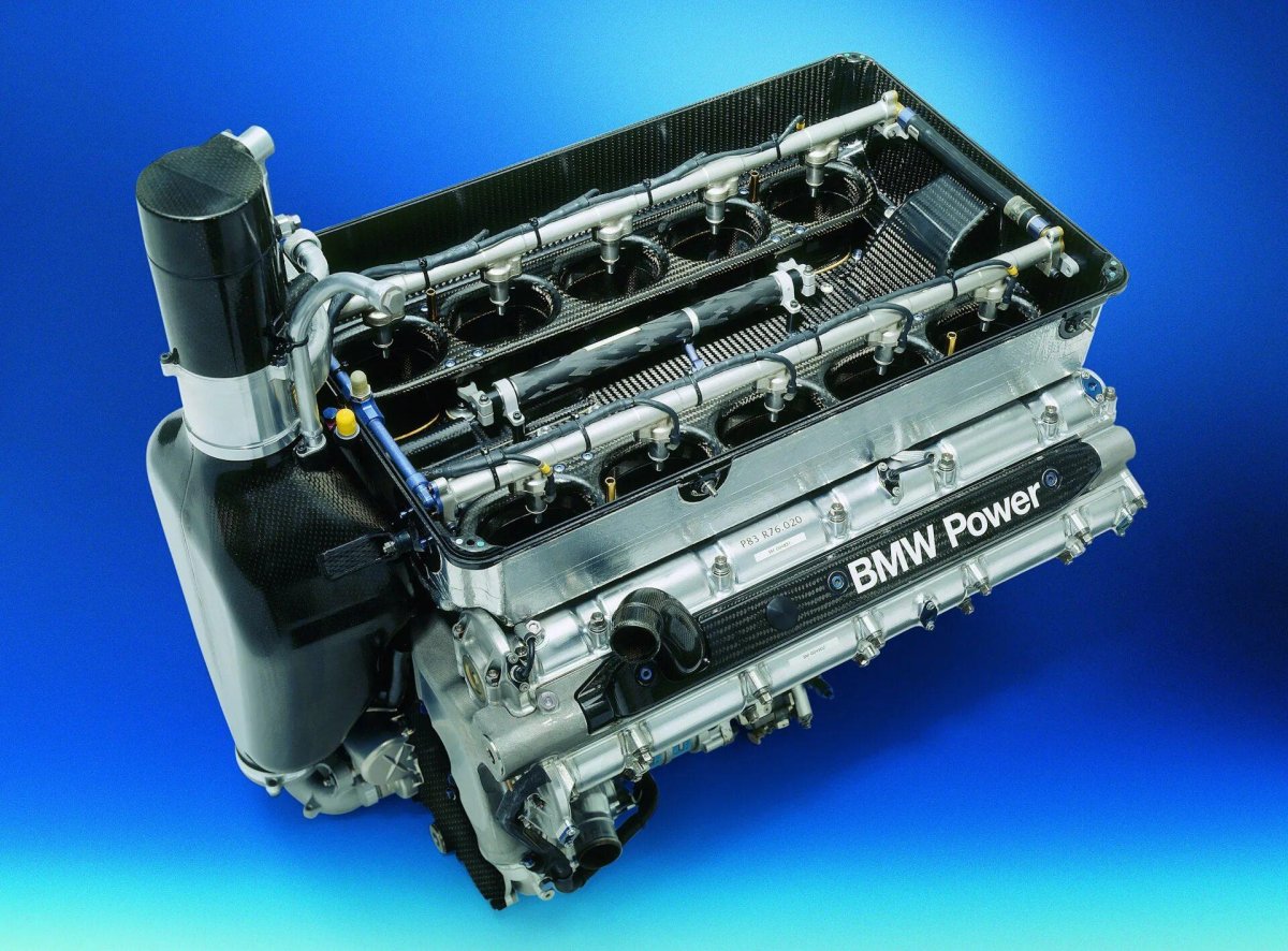 BMW v10 engine