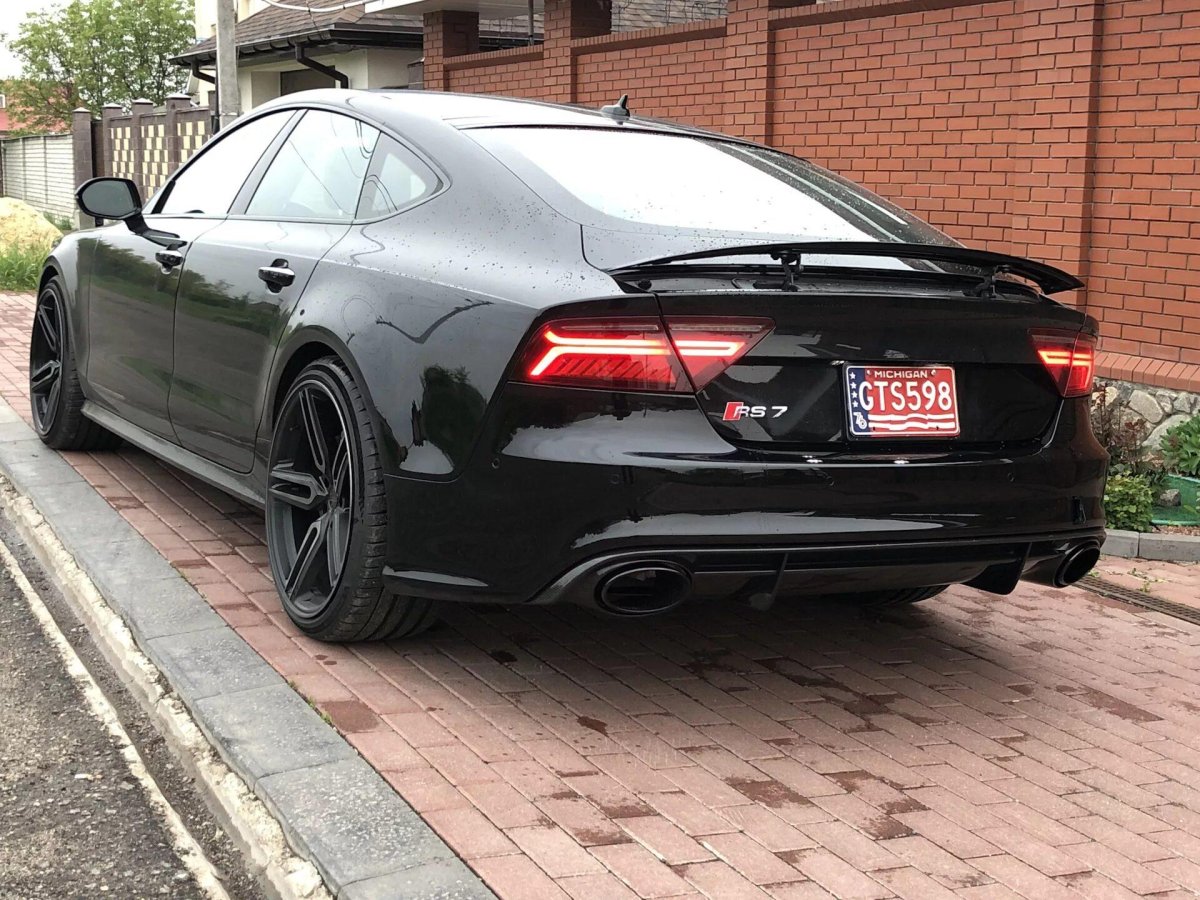 Audi a7 2017 черная