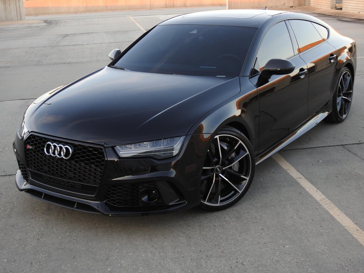 Ауди rs7 2017