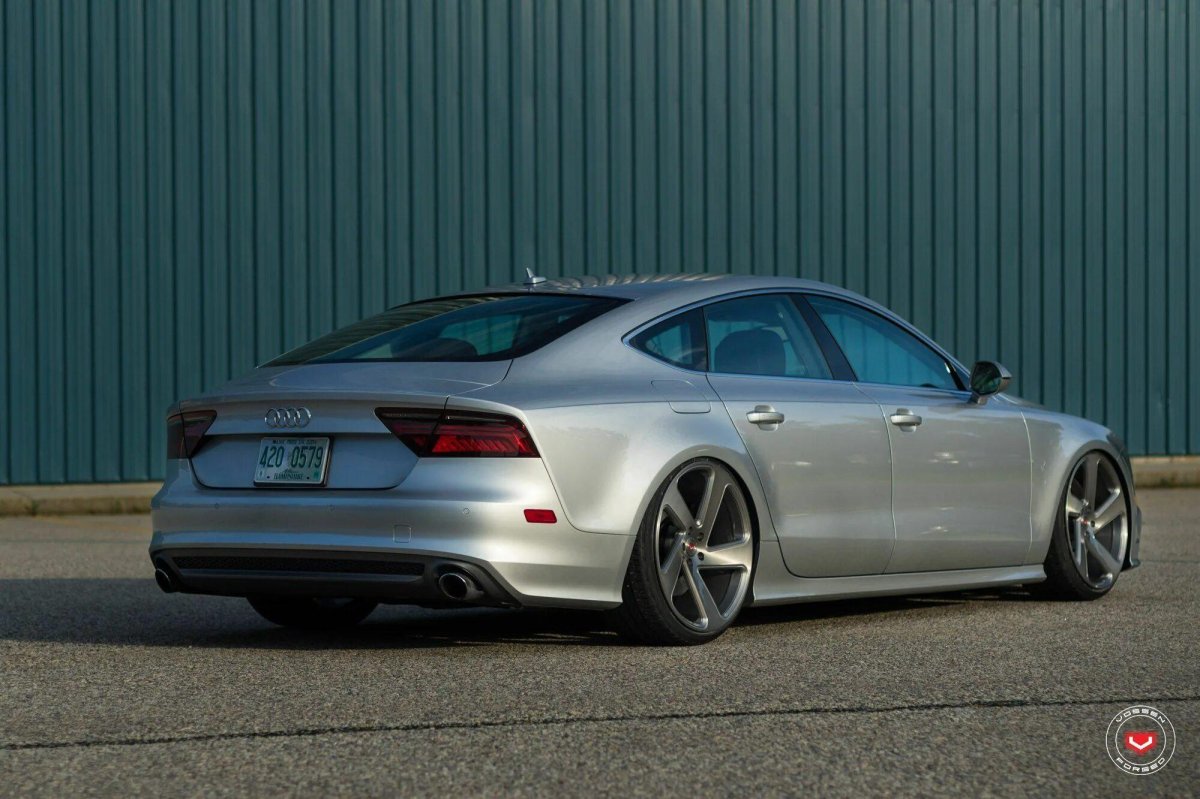 Audi a7 4g r20