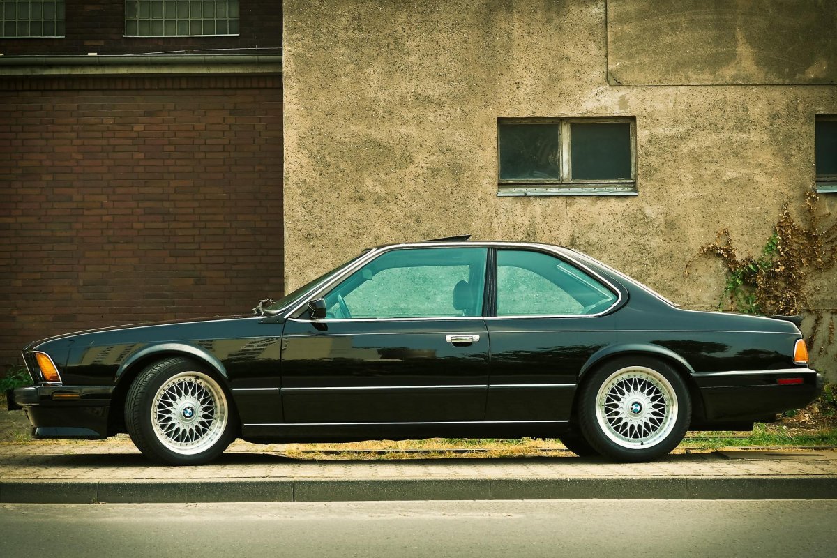 BMW e24 635 CSI m6