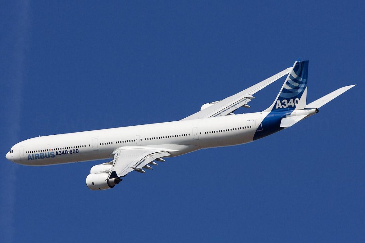 Эйрбас а340-600