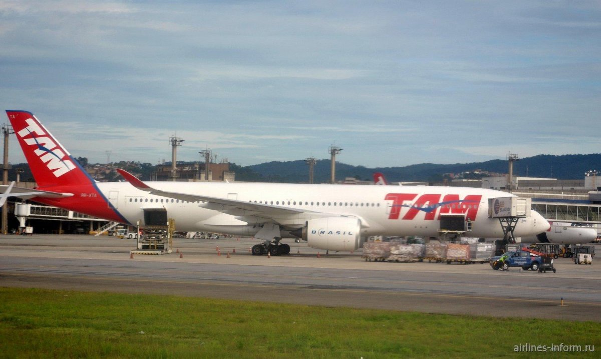 Аэробус 777-300