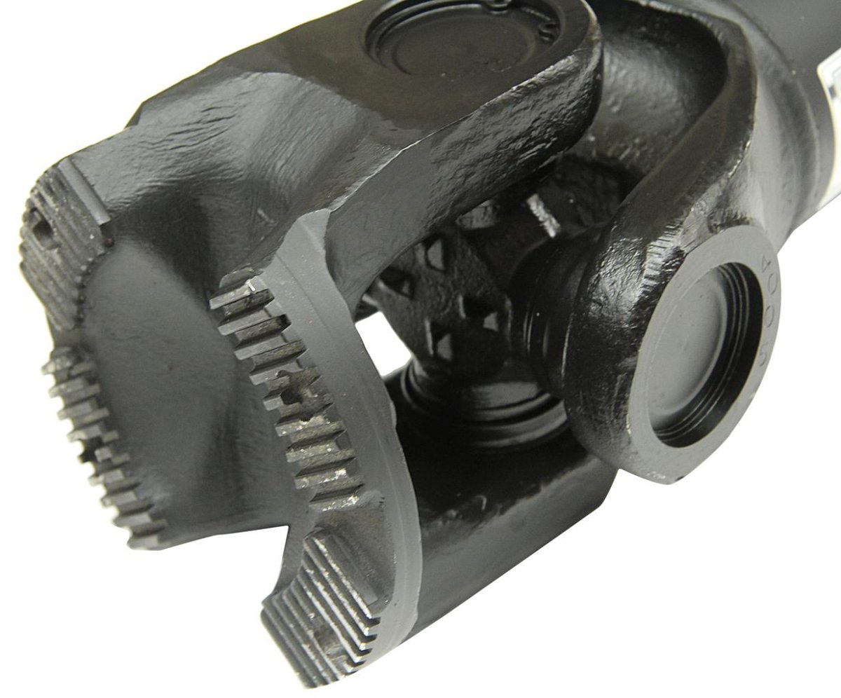 Вал карданный КАМАЗ 43118 от раздатки до среднего моста