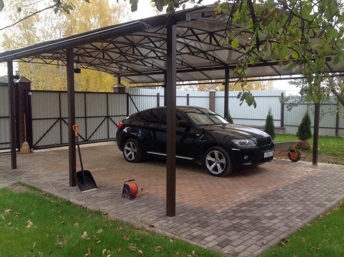 Навес для машины на дачу