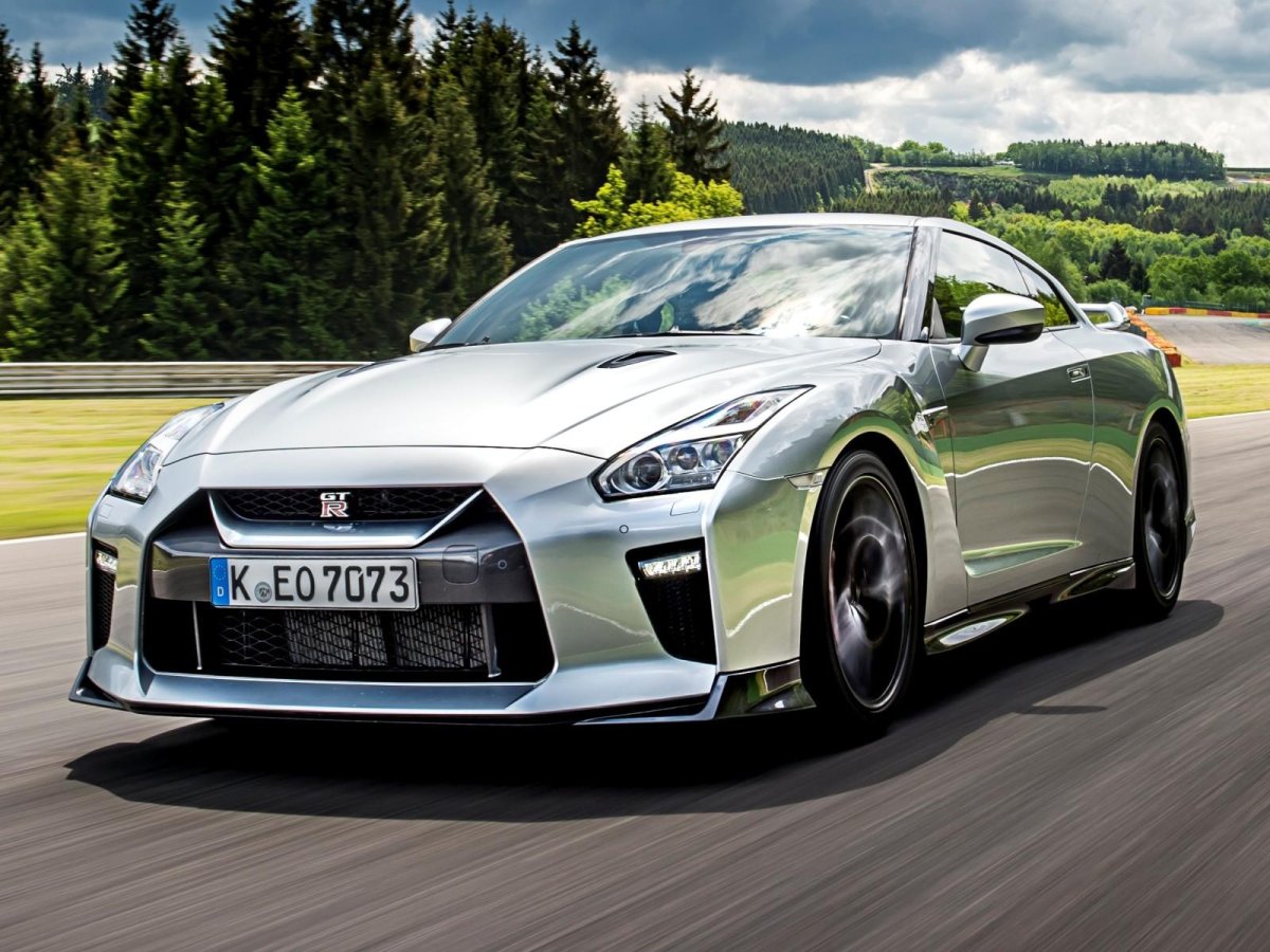 Nissan gt-r r36