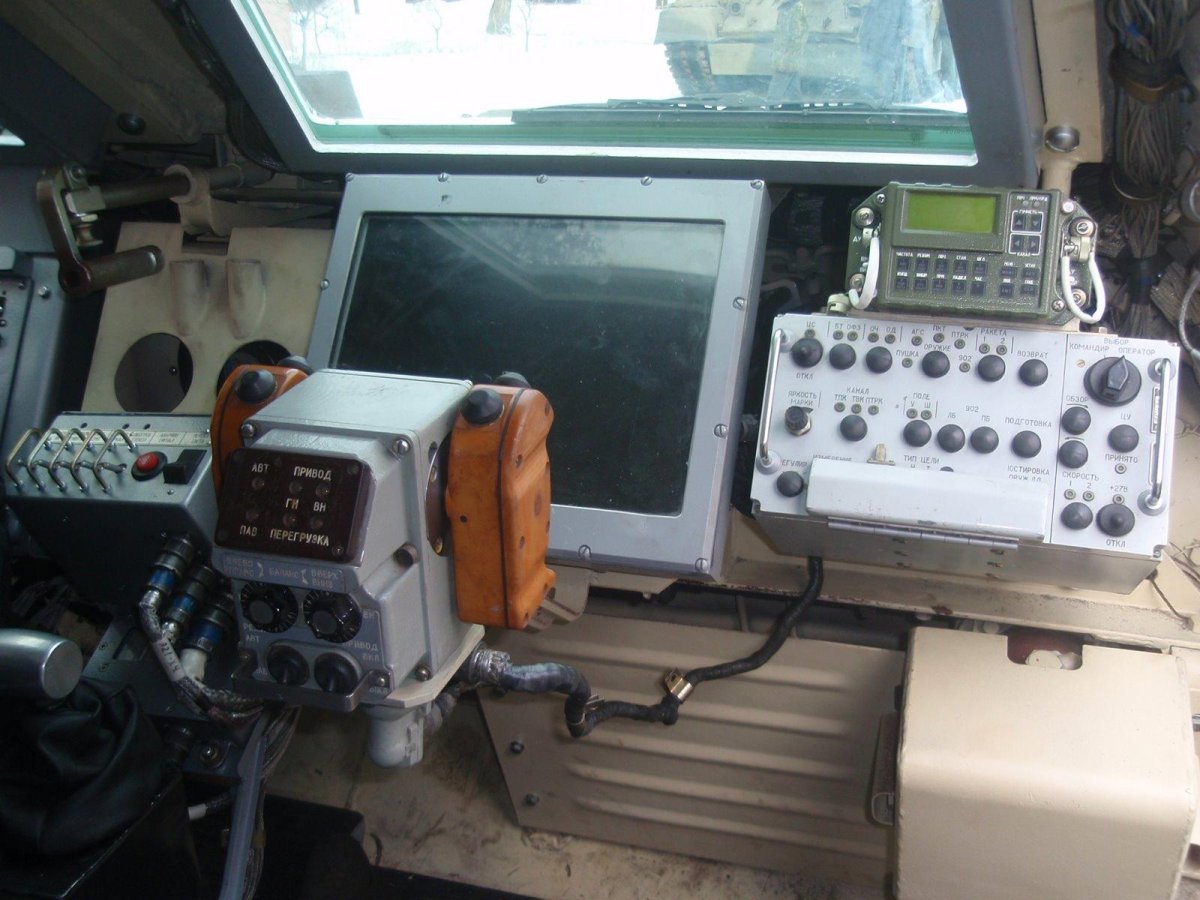 Пульт управления БТР 4