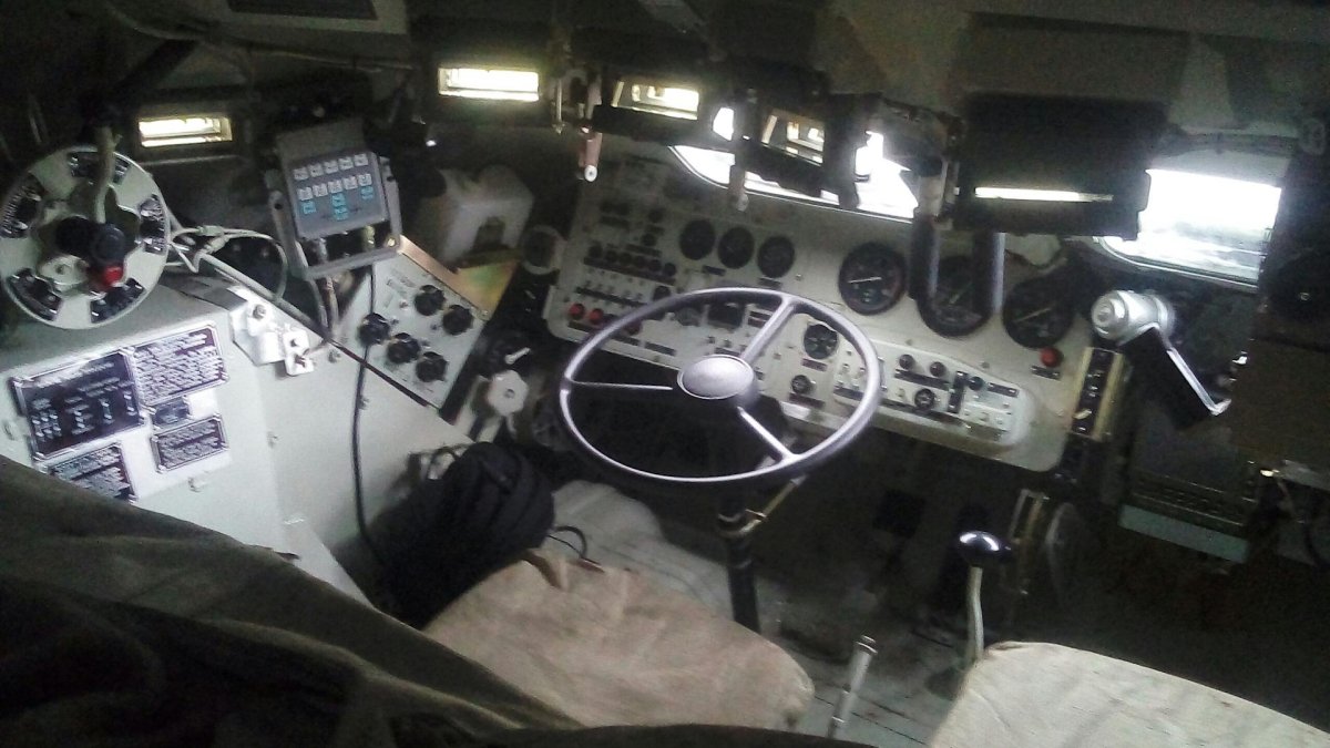 Приборная панель БТР 80