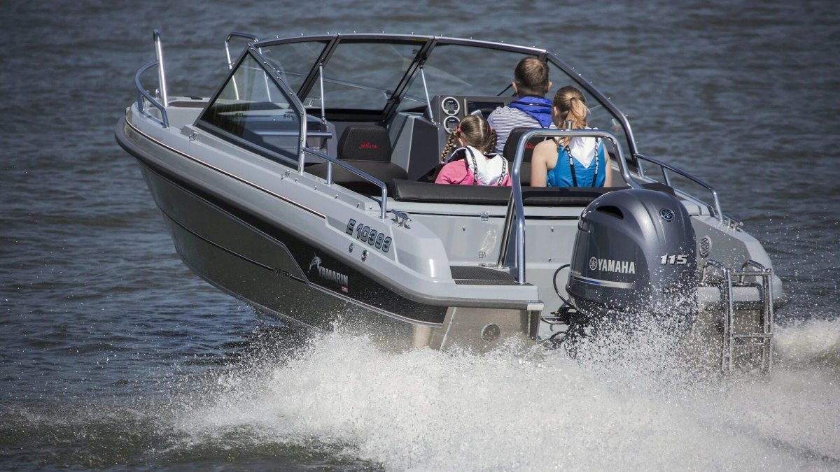 Катер Ямарин