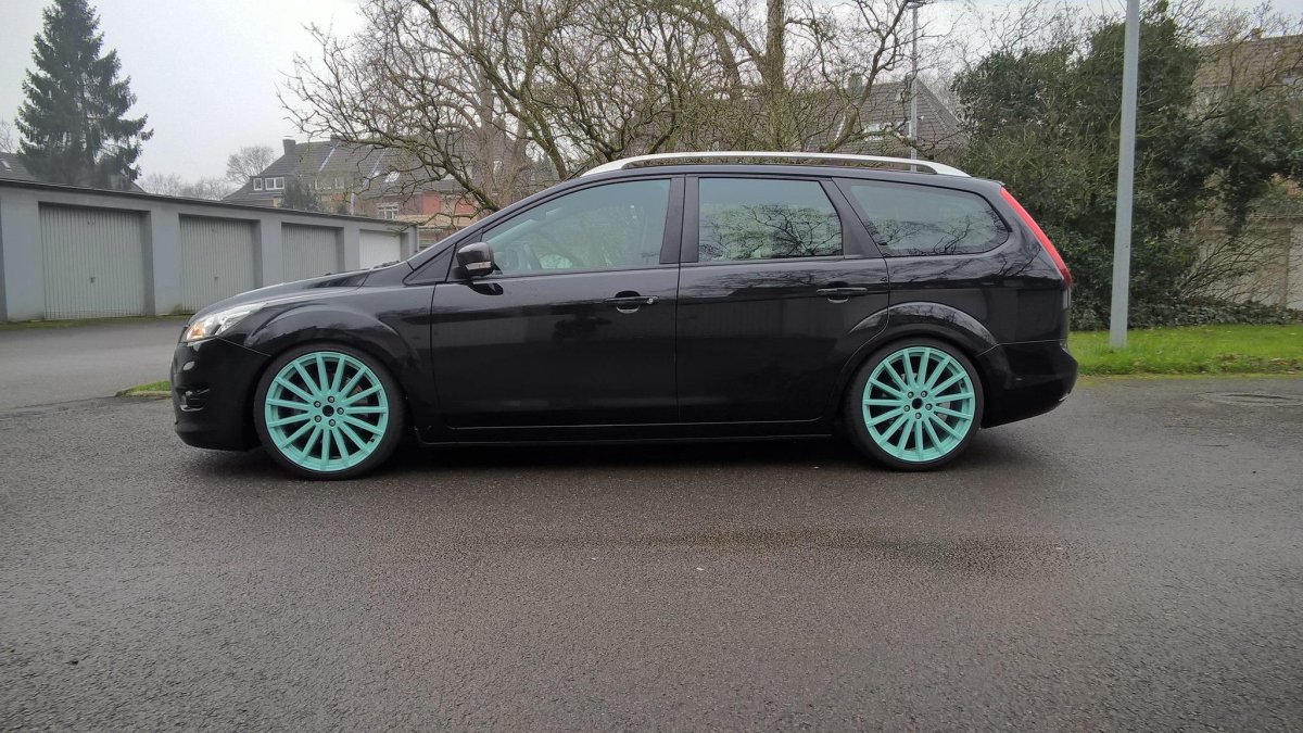 Ford Focus 2 stance универсал