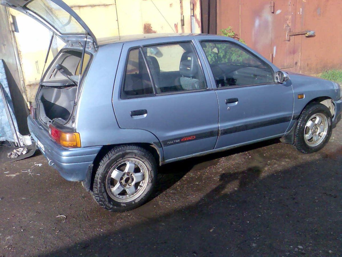 Daihatsu Charade g110
