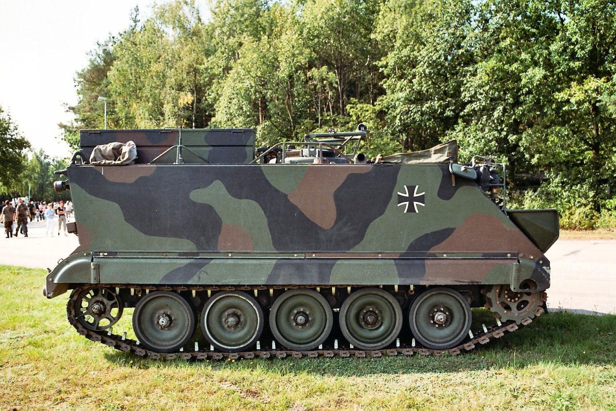 Бронемашина m113