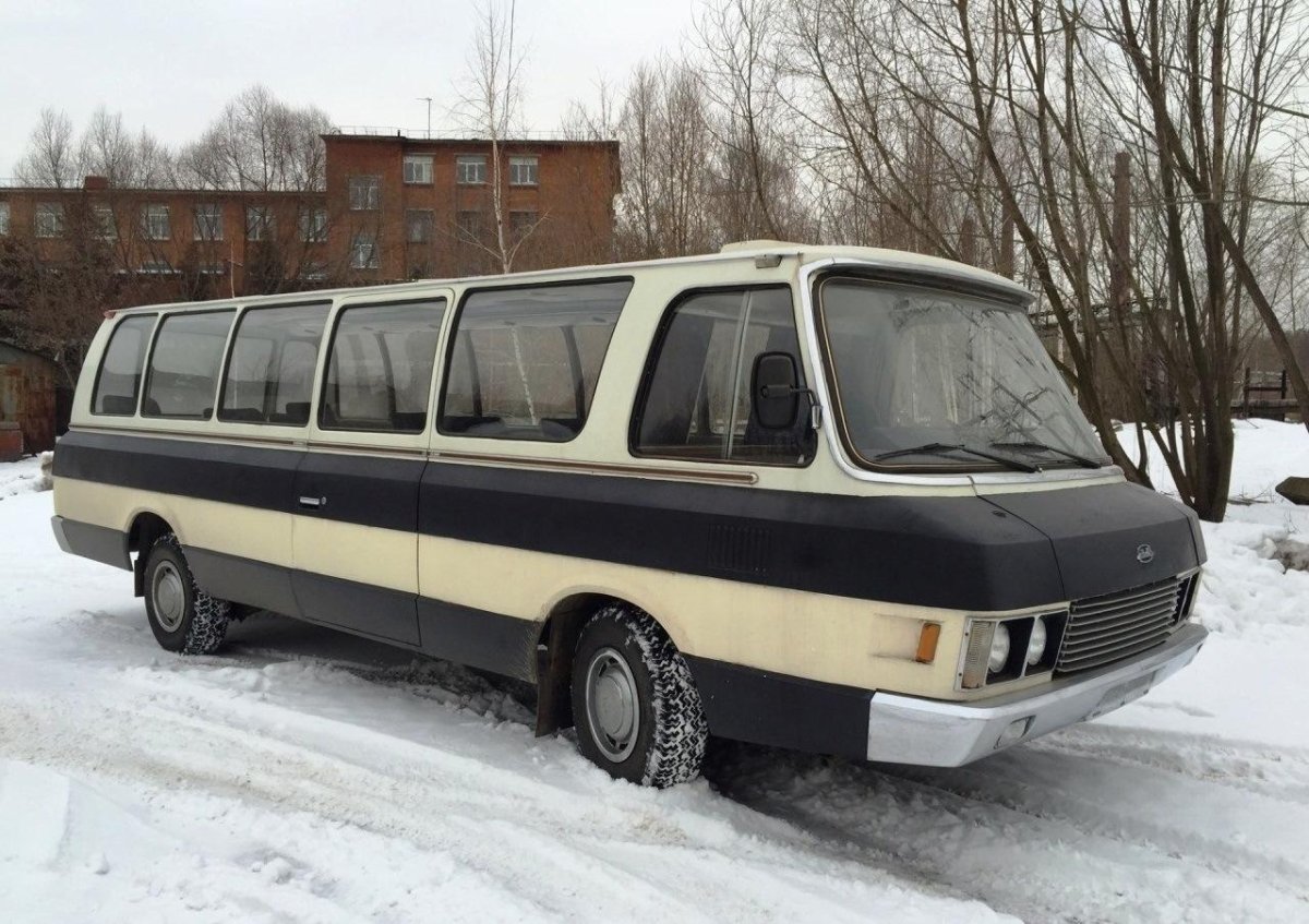 ЗИЛ-3207 Юность