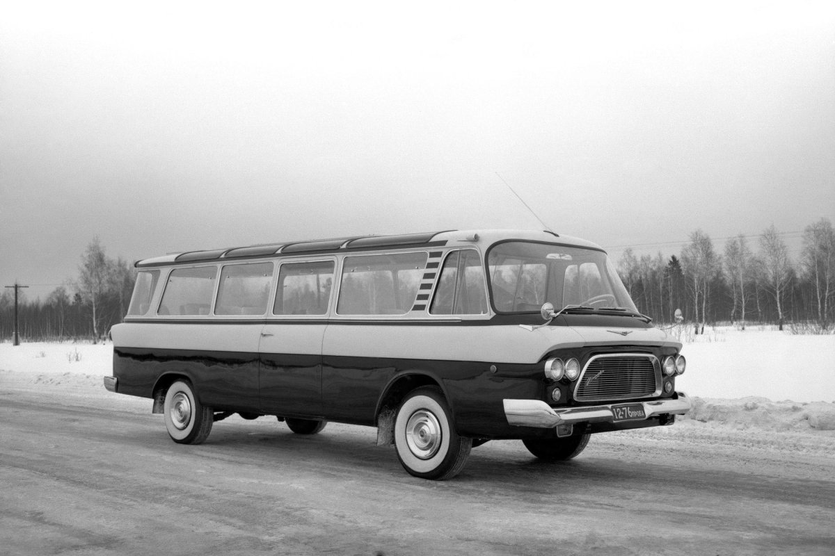 ЗИЛ-3207 Юность