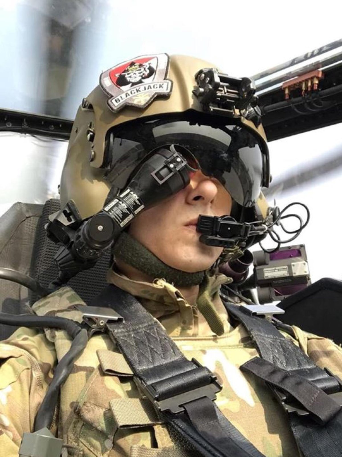 Ah-64 Pilot