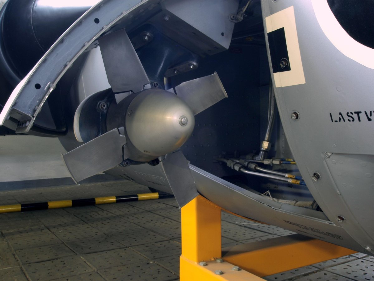 Us4701104 Ram Air Turbine