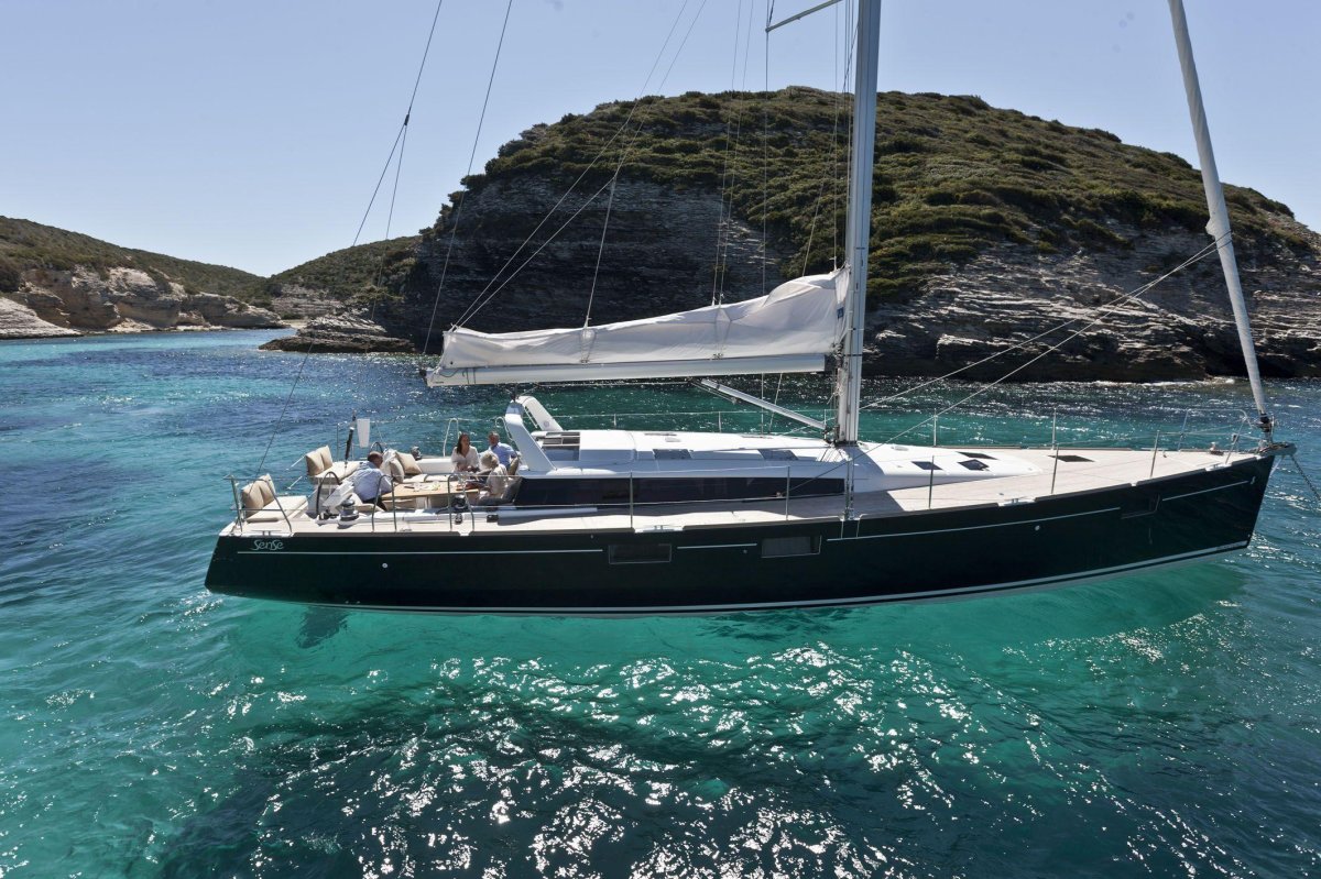 Beneteau sense 55