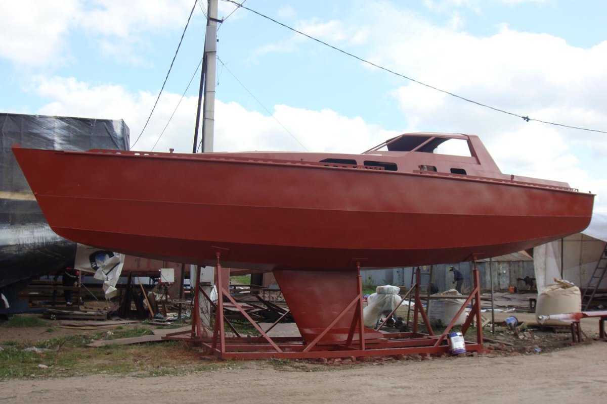 Стальной корпус яхты