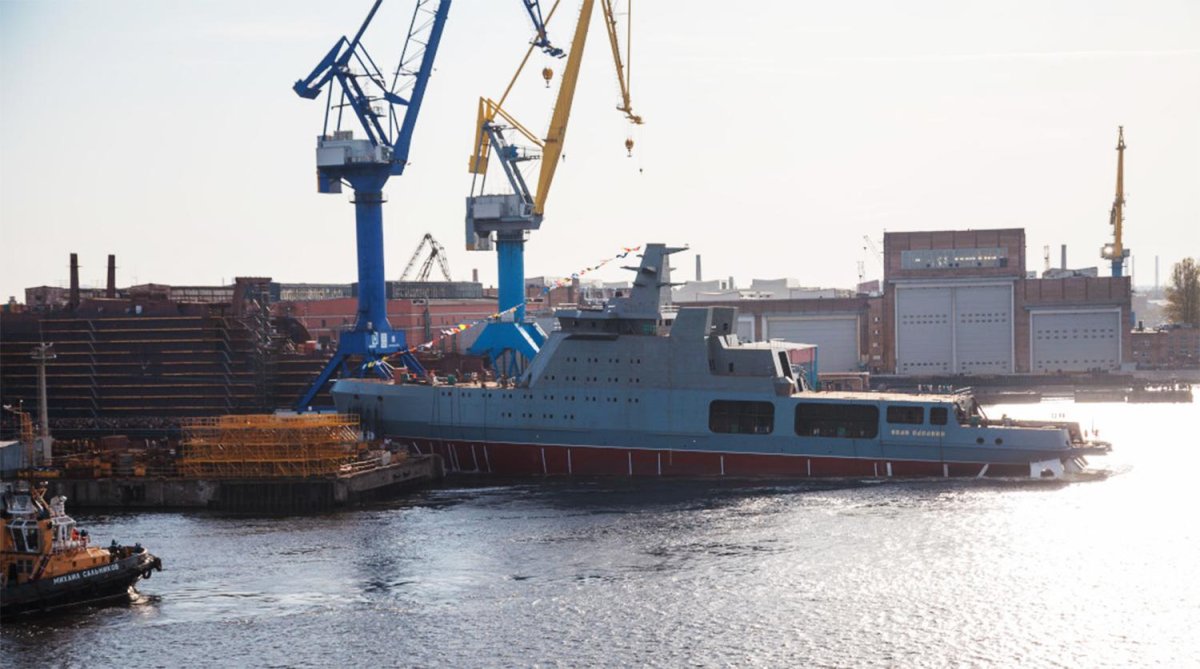 Патрульный ледокол Иван Папанин