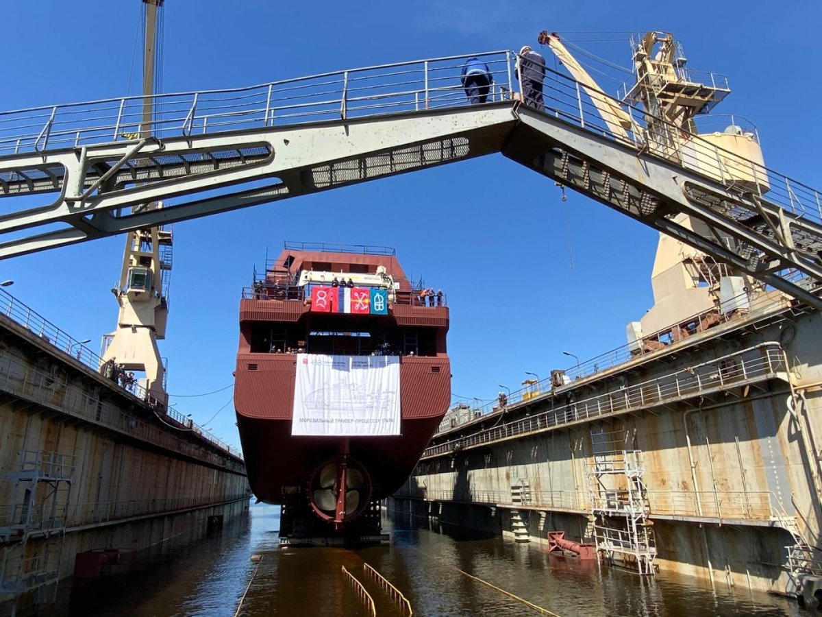 Траулер-процессор «Капитан Брейхман»