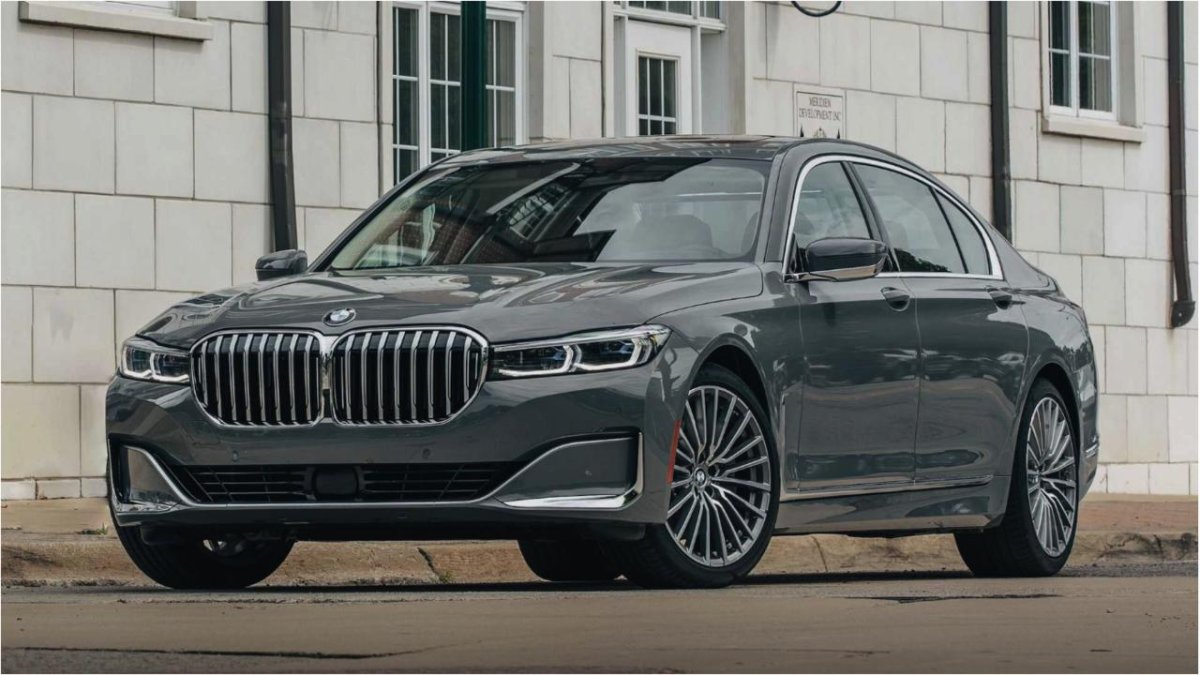 BMW 750i 2023