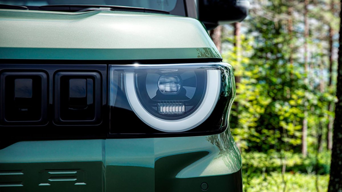 Mitsubishi Delica Mini